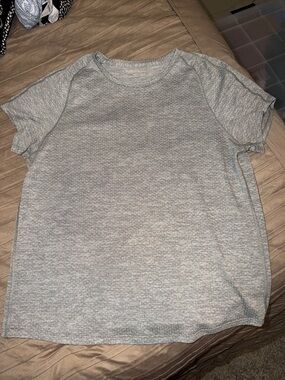 Outdoor Voices Light Gray Short-Sleeve Crewneck Tee